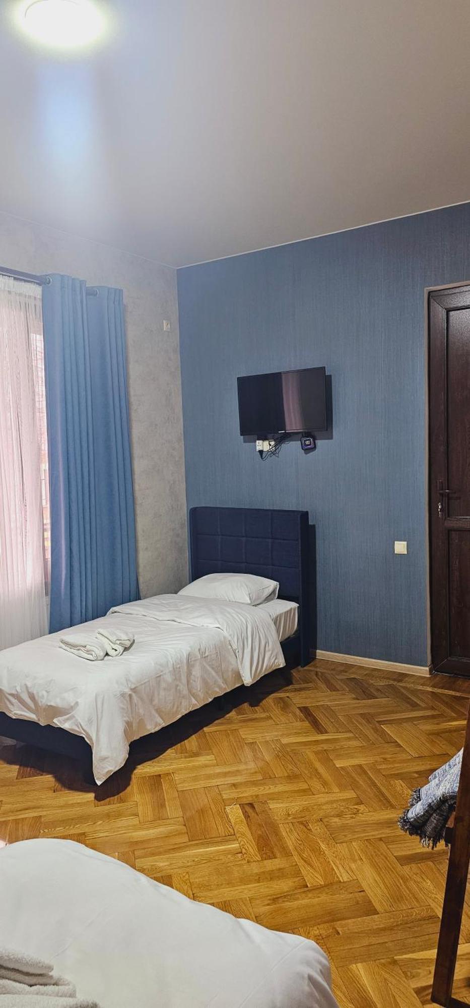 Memory Basket Hotel Kutaisi Exterior photo
