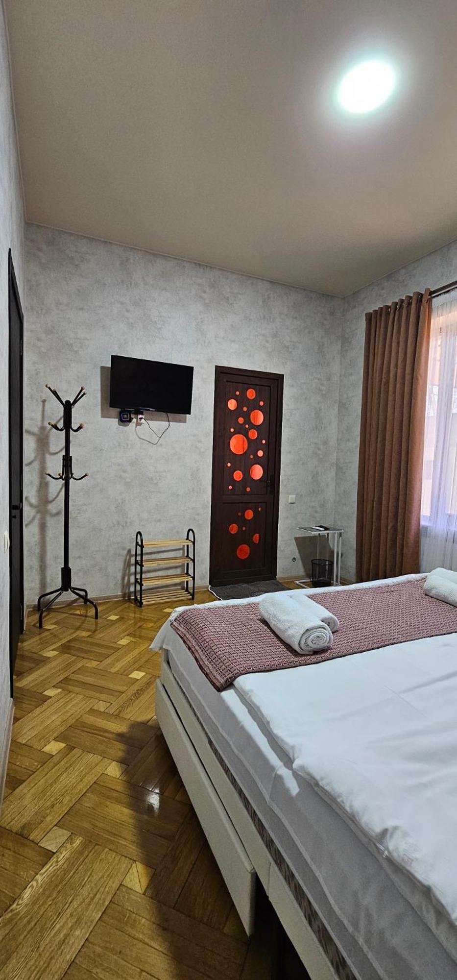 Memory Basket Hotel Kutaisi Exterior photo