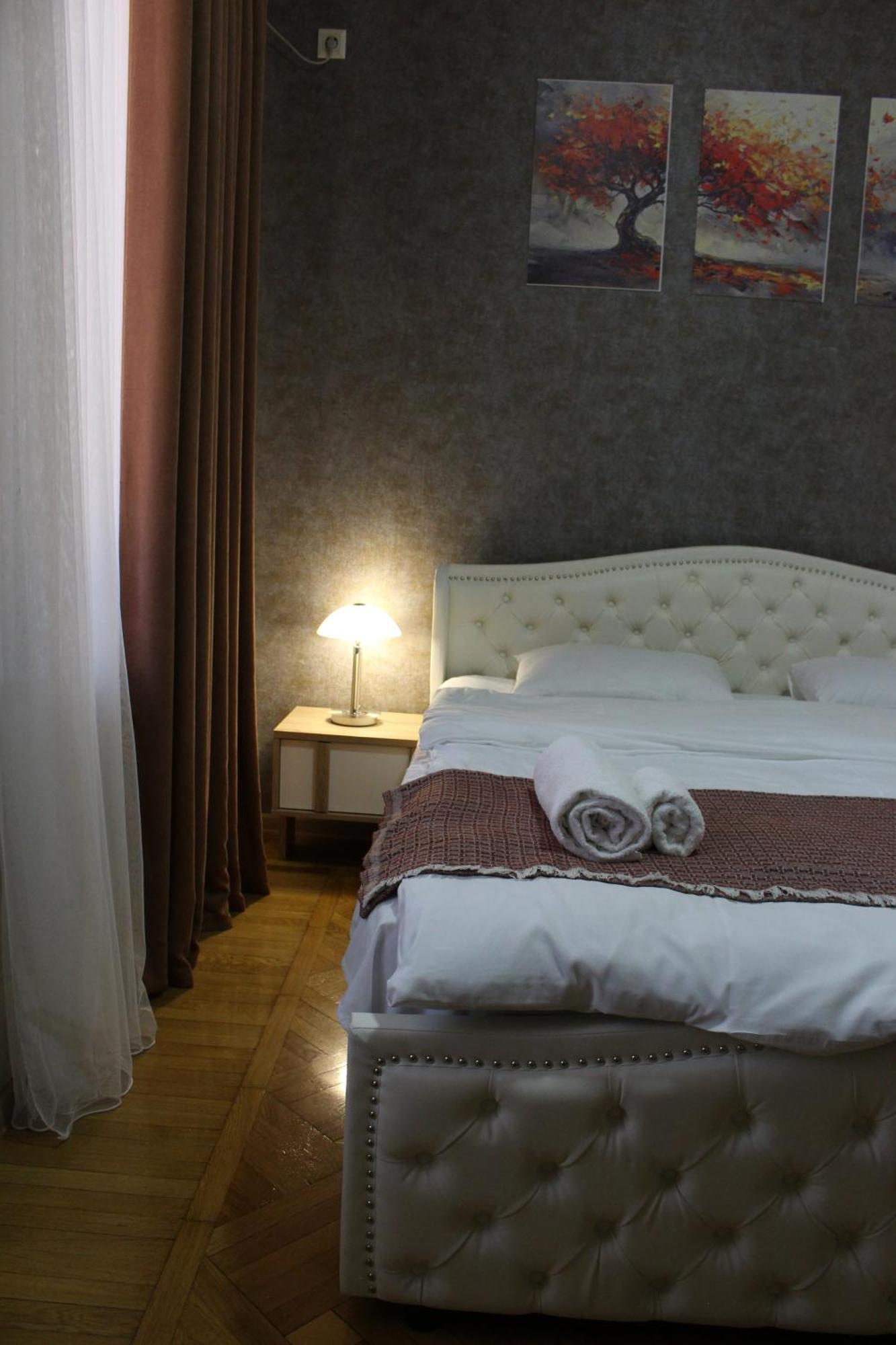 Memory Basket Hotel Kutaisi Exterior photo